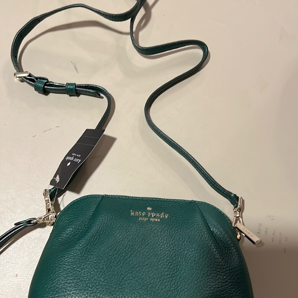 Kate Spade Dumpling Pebbled Leather conve in deep jade Crossbody